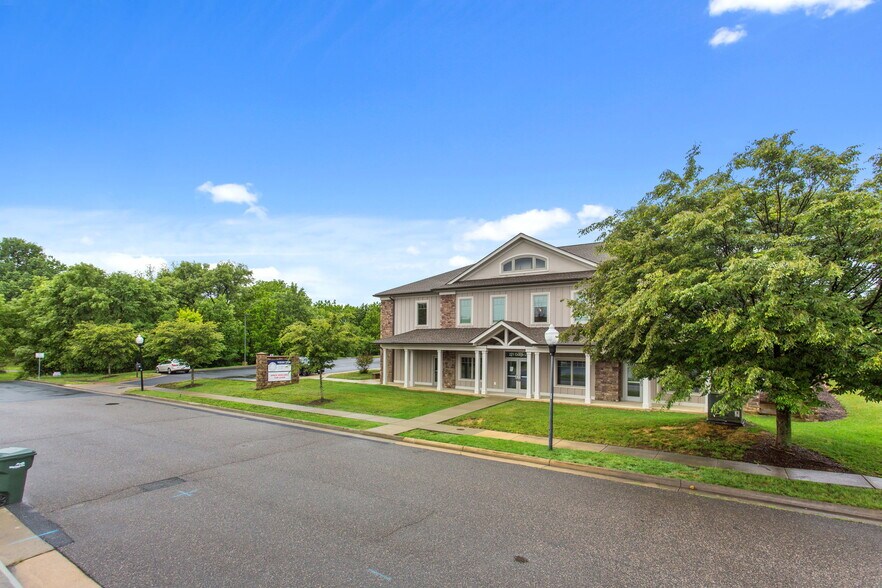 More Photos Of 221 Osage Ln, Waynesboro Medical For Lease