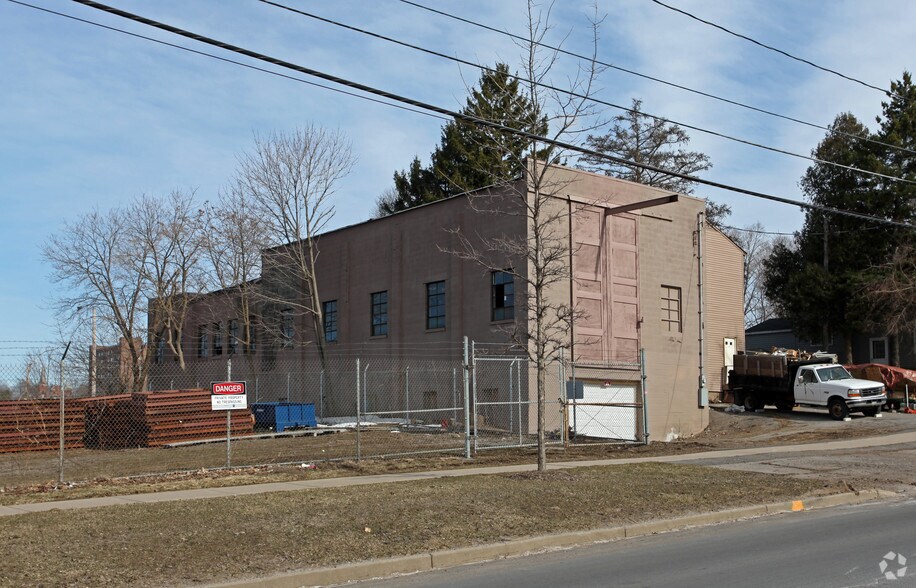 More Photos Of 55 W 1st St S, Fulton Warehouse For Sale