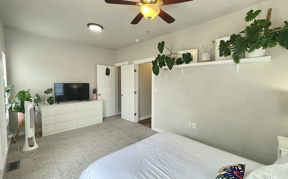 More Photos Of 125 W 800 S, Salt Lake City Multifamily For Sale