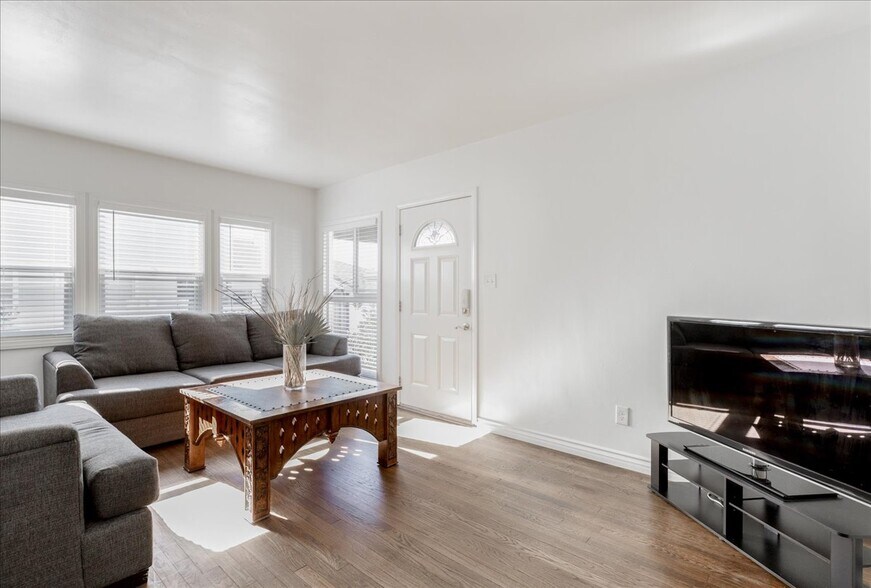 More Photos Of 622 S Pacific Coast Hwy, Redondo Beach Apartments For Sale