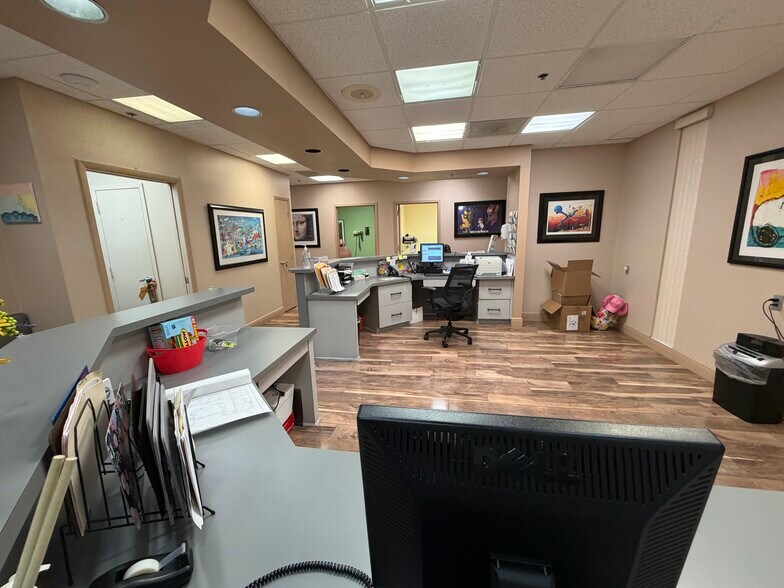 More Photos Of 13005 Southern Blvd, Loxahatchee Medical For Sale
