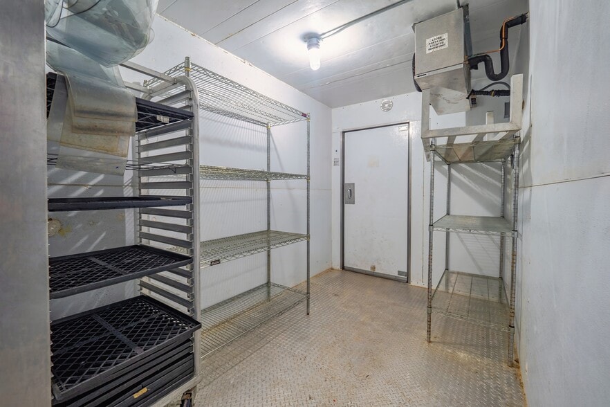 More Photos Of 3501 Westport Marina Rd, Cleveland Marina For Sale
