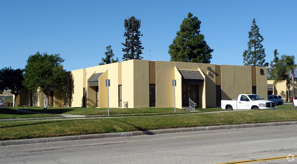 More Photos Of 2700 Little Mountain Dr, San Bernardino Unknown For Lease