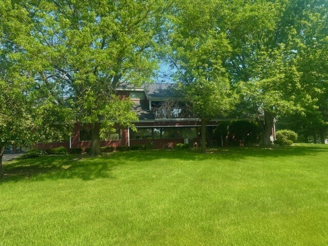 More Photos Of 1200 Heritage Dr, New Richmond Office For Sale