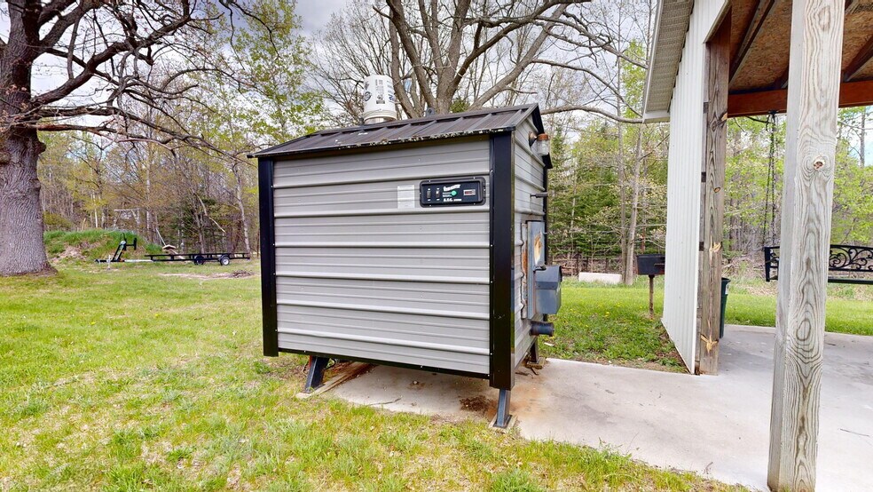 More Photos Of 3837 Sage Lake Rd, Lupton Self Storage For Sale
