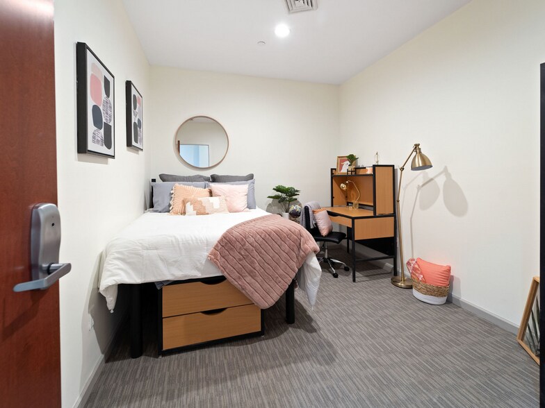 More Photos Of 19-21 Chenango St, Binghamton Apartments For Sale