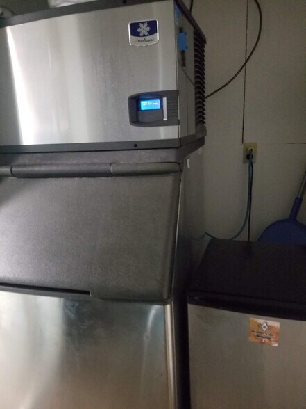 More Photos Of 2093 Island Rd, Lock Haven Restaurant For Sale