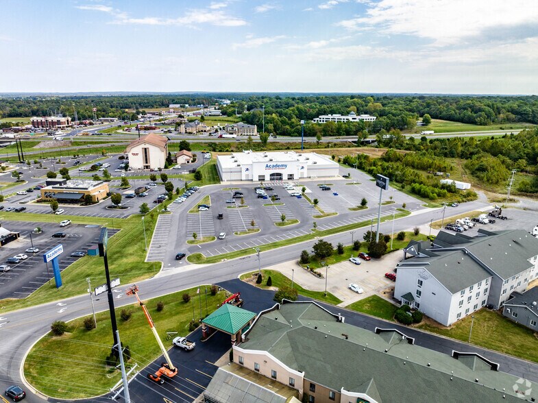 More Photos Of 150 McBride Ln, Paducah Freestanding For Sale