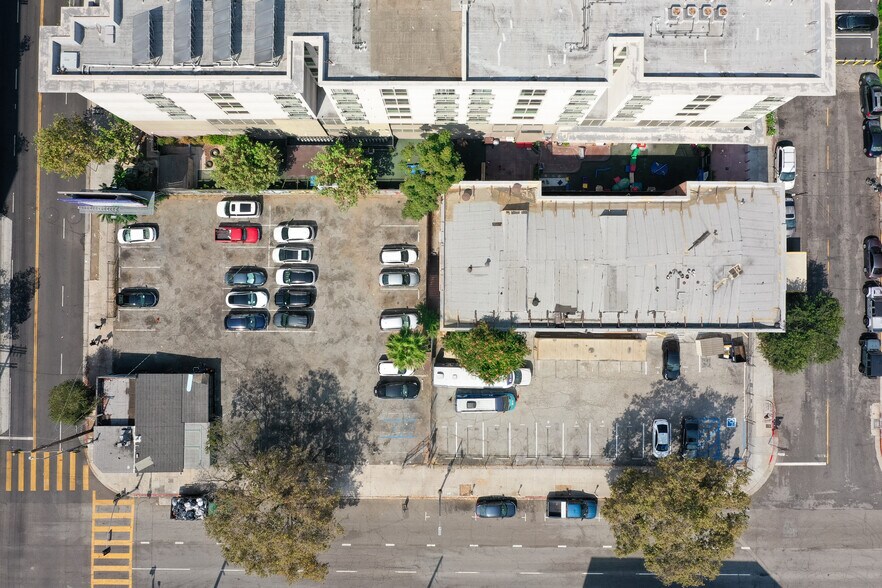 More Photos Of 236 W 15th St, Los Angeles Warehouse For Sale