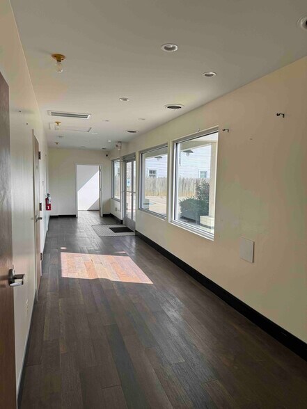 More Photos Of 1600 Princess Anne St, Fredericksburg Storefront Retail Office For Sale