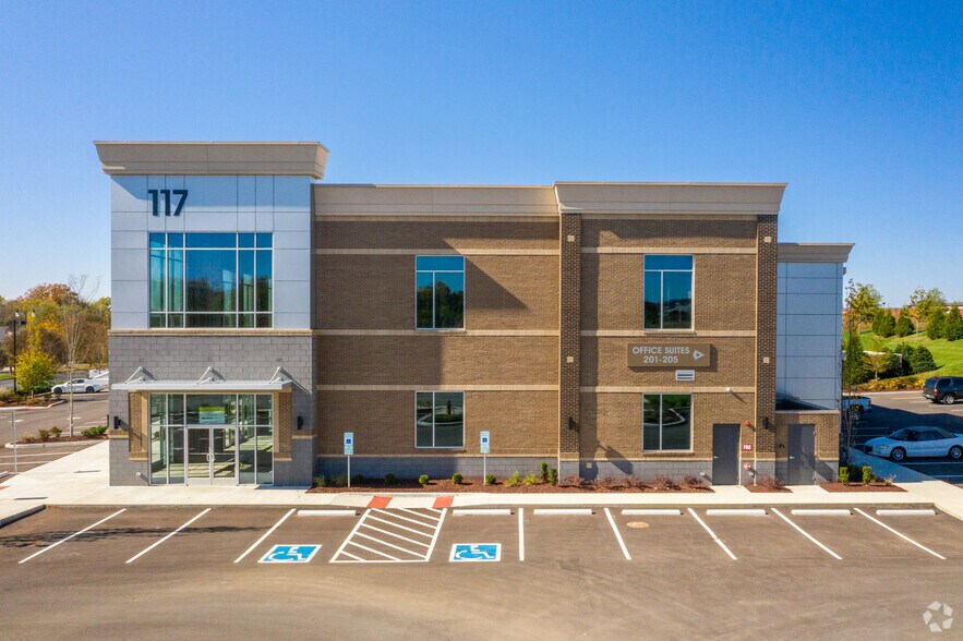 More Photos Of 117 Saundersville Rd, Hendersonville Coworking Space