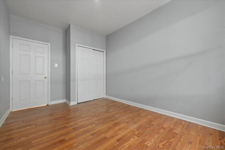 More Photos Of 126-10 Jamaica Ave, Richmond Hill Storefront Retail Residential For Sale