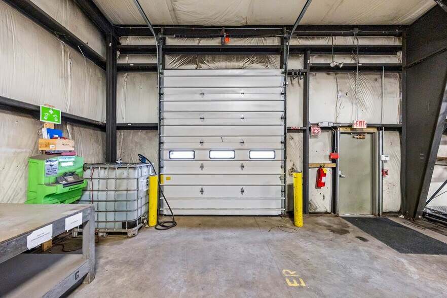 More Photos Of 80 Davis Pky, Clyde Warehouse For Sale