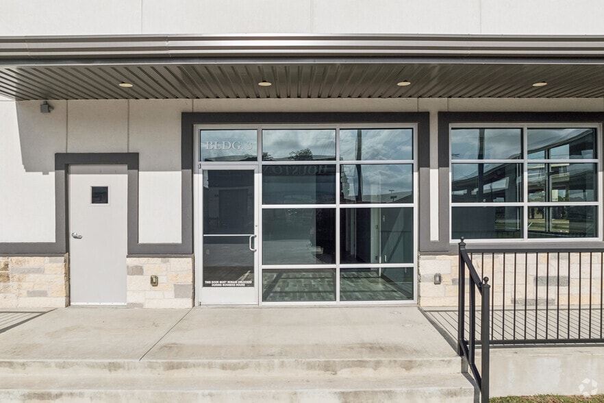 More Photos Of Eddie Dr, Humble Unknown For Lease