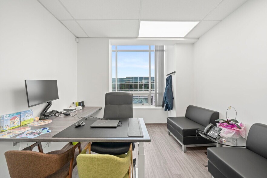 More Photos Of 8833 Odlin Cres, Richmond Office For Sale
