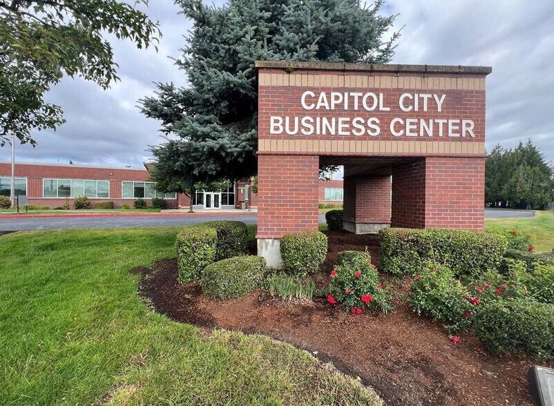 More Photos Of 4600 25th Ave NE, Salem Office For Lease