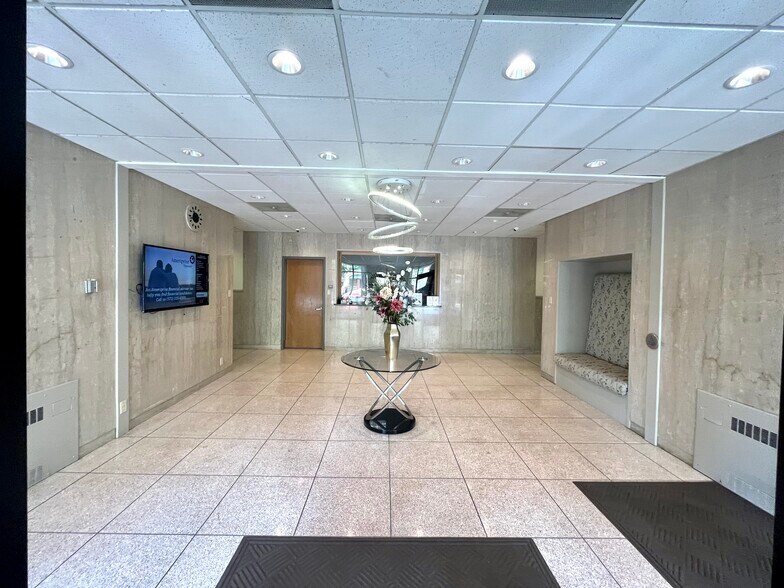 More Photos Of 339 Broadway St, Cape Girardeau Office For Lease