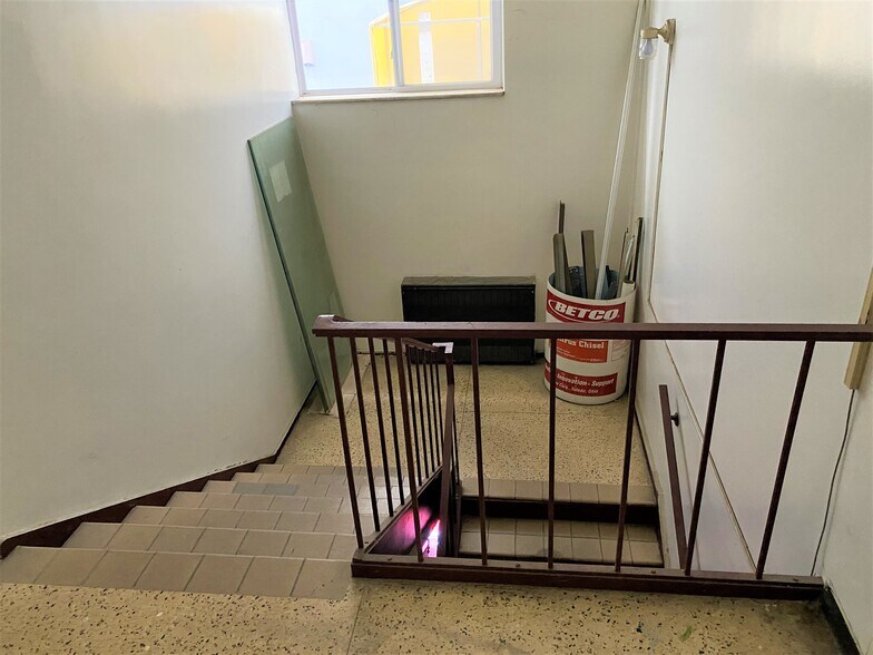 More Photos Of 231 Mac Ave, East Lansing Storefront Retail Office For Lease