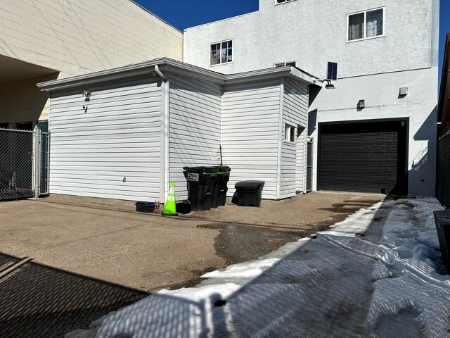 More Photos Of 10870 97th St NW, Edmonton Flex For Lease