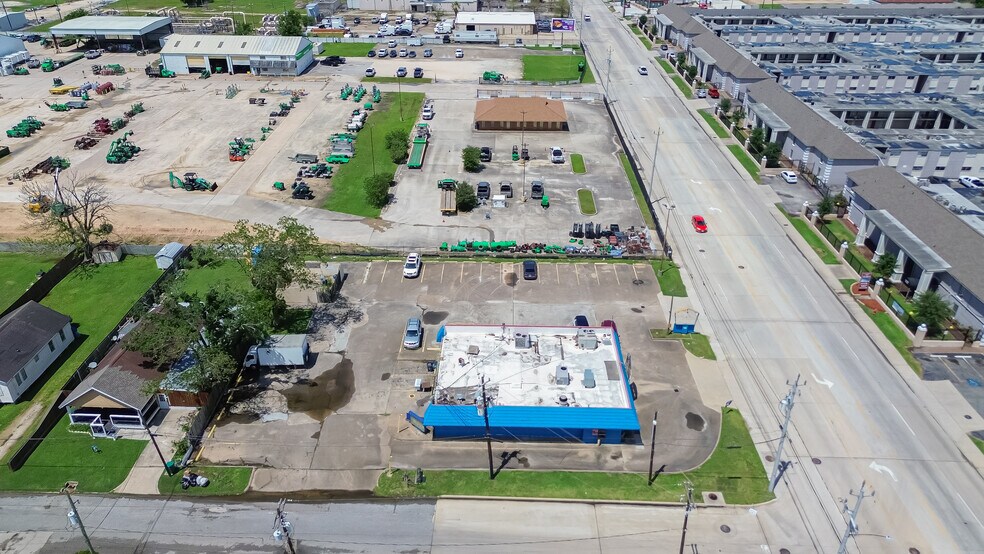 More Photos Of 410 Richey St, Pasadena Fast Food For Sale