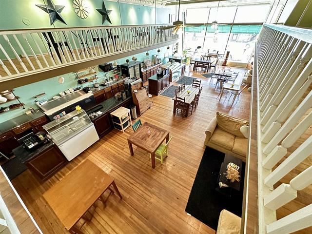 More Photos Of 203 N Main St, Monticello Storefront Retail Residential For Lease