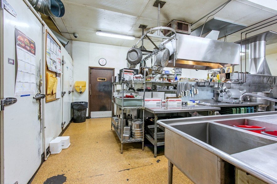 More Photos Of 710 S Columbia Ave, Connell Restaurant For Sale
