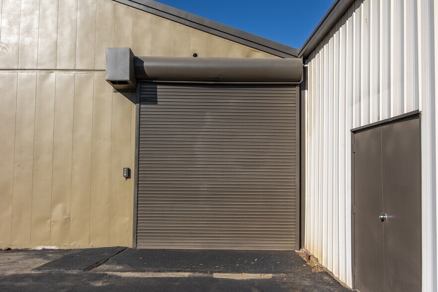 More Photos Of 1091 Stimmel Rd, Columbus Manufacturing For Lease