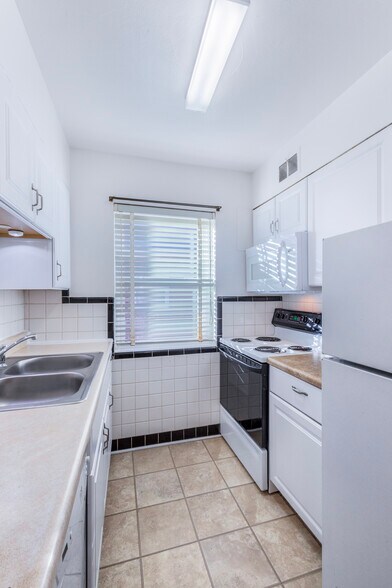 More Photos Of 5944 Loughborough Ave, Saint Louis Apartments For Sale