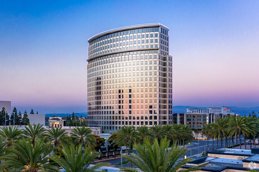 More Photos Of 650 Town Center Dr, Costa Mesa Unknown For Lease