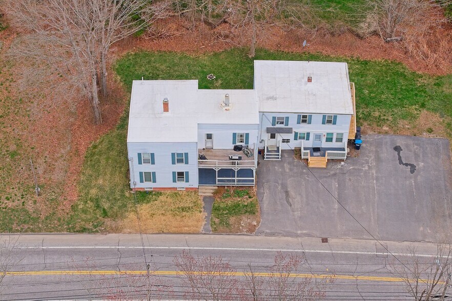 More Photos Of 15 South St, Freeport Apartments For Sale