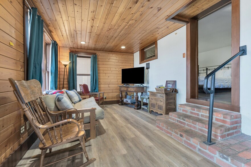 More Photos Of 222 First Ave, Jerome Multifamily For Sale