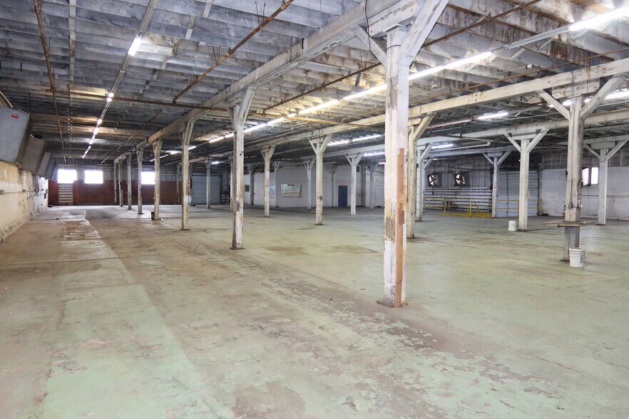 More Photos Of 707 York St, Houston Warehouse For Lease