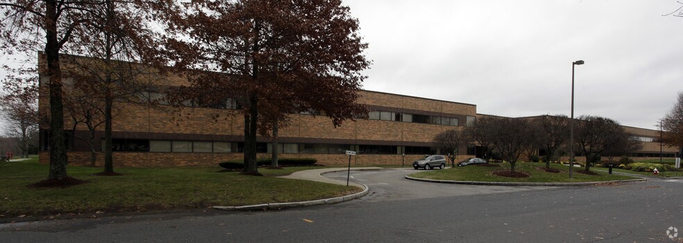 More Photos Of 333 South St, Shrewsbury Office For Sale