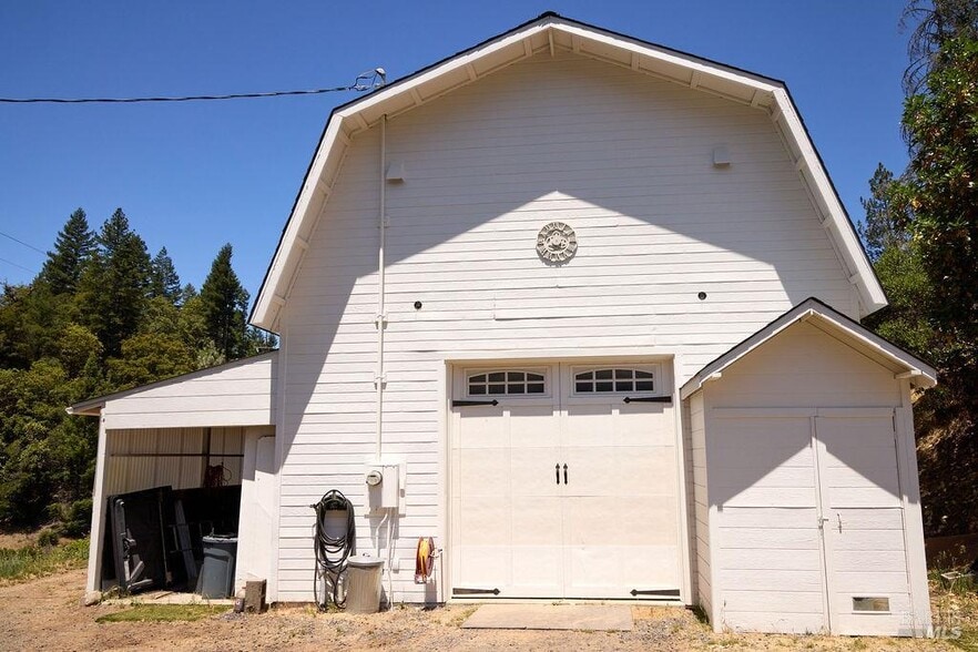 More Photos Of 19400 Scenic Dr, Redwood Valley Specialty For Sale