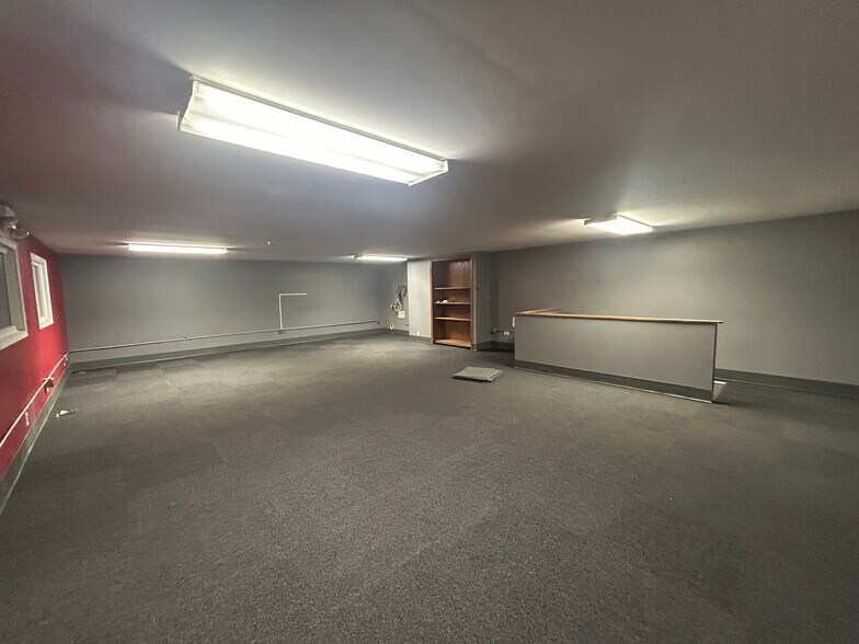 More Photos Of 9350 Shaver Rd, Portage Manufacturing For Sale