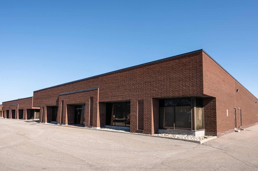More Photos Of 75 Haist Ave, Vaughan Manufacturing For Lease
