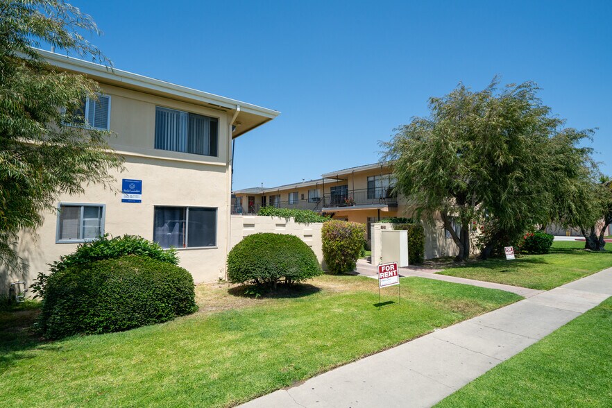 More Photos Of 9551-9561 Maureen Dr, Garden Grove Apartments For Sale