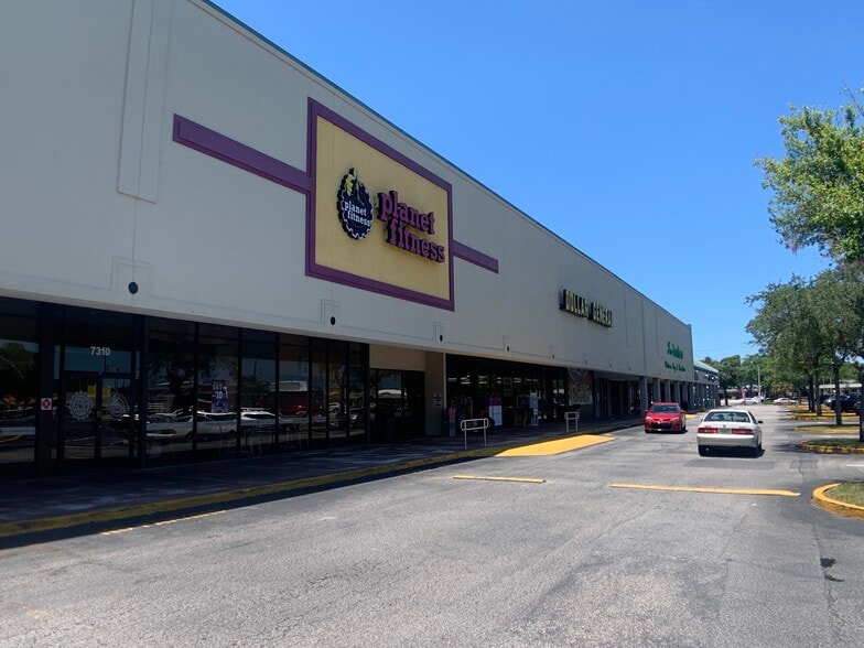 More Photos Of 7004 W Waters Ave, Tampa Storefront For Lease