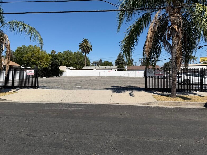 More Photos Of 17745 Chatsworth St, Granada Hills Medical For Lease