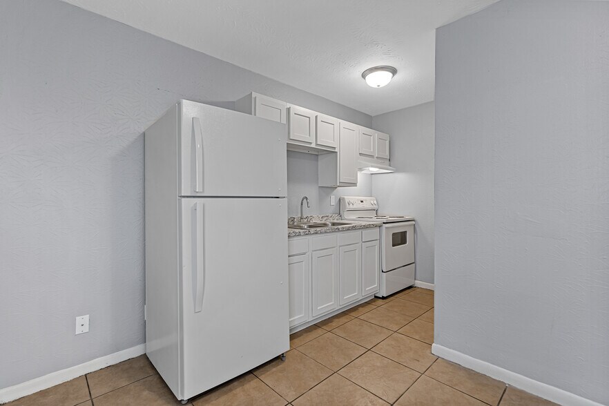 More Photos Of 1820 E Texas St, Bossier City Apartments For Sale