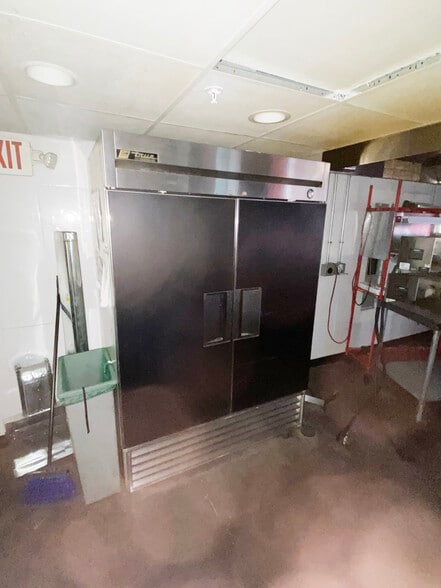 More Photos Of 11 5th Ave, Pittsburgh Office For Sale