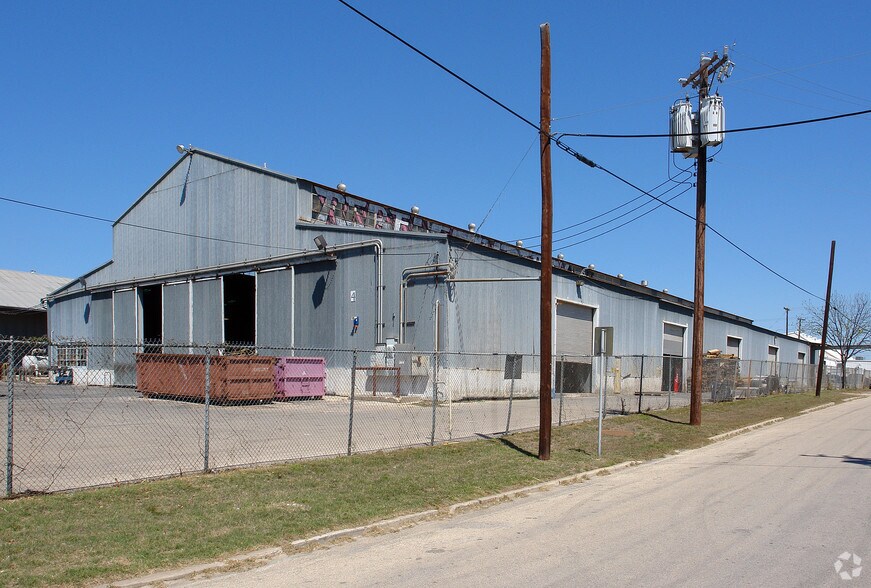 More Photos Of 540 Culebra Rd, San Antonio Manufacturing For Lease