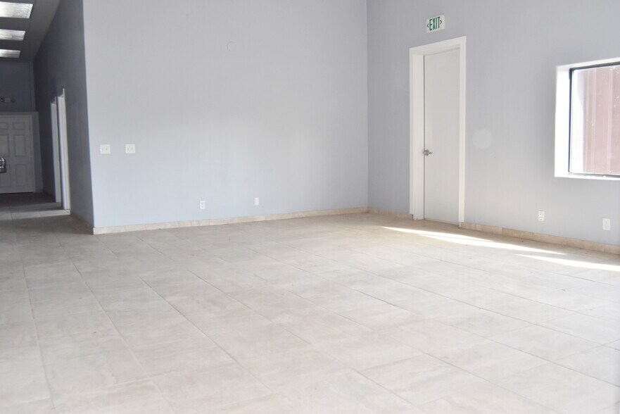 More Photos Of 1104 Constitution Dr, Trinidad Manufacturing For Sale