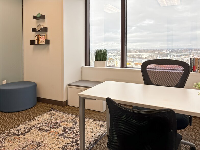 More Photos Of 111 SW 5th Ave, Portland Coworking Space