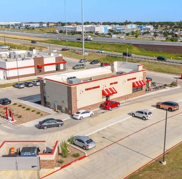 More Photos Of 2604 NE Bob Bullock Loop, Laredo Freestanding For Sale