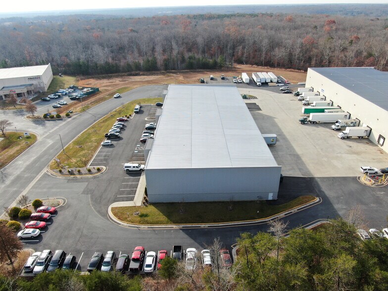 More Photos Of 8530 Jamison Ln, Fredericksburg Industrial For Lease