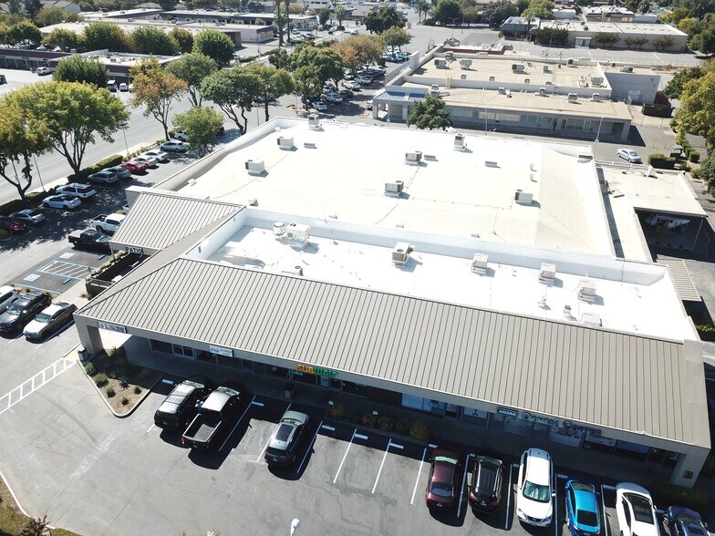 More Photos Of 106-108 W Main St, Woodland General Retail For Sale