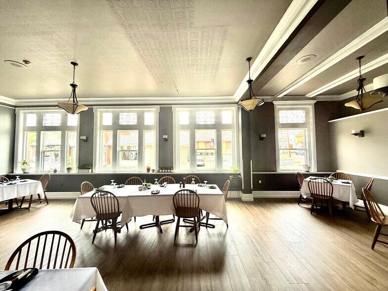 More Photos Of 62 Broadway, Bangor Hotel For Sale