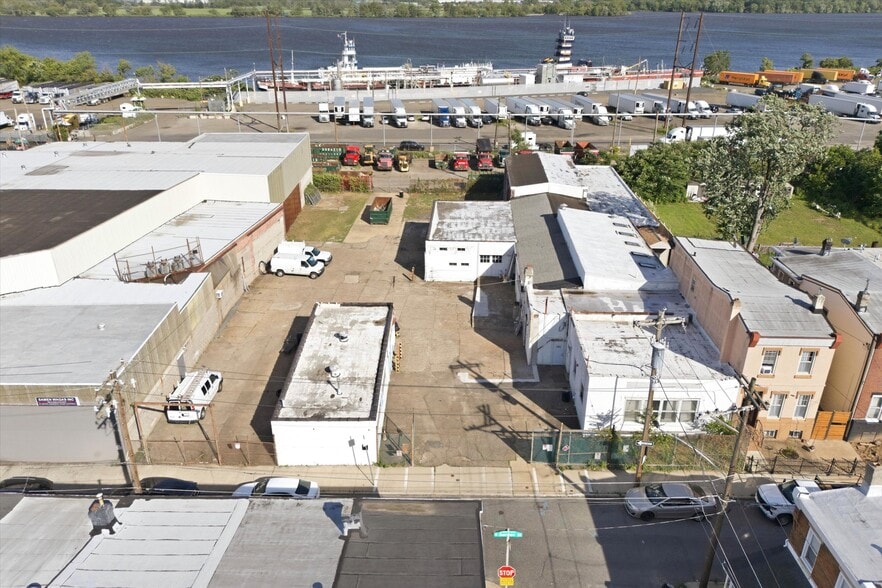 Primary Photo Of 4821 Garden St, Philadelphia Industrial For Sale