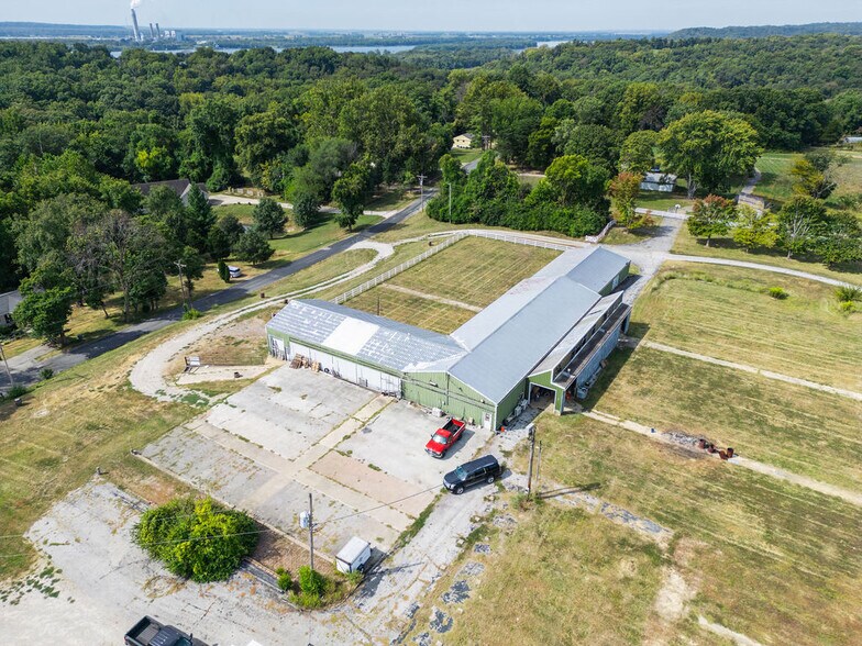 More Photos Of 3804 Stanka Ln, Godfrey Land For Lease